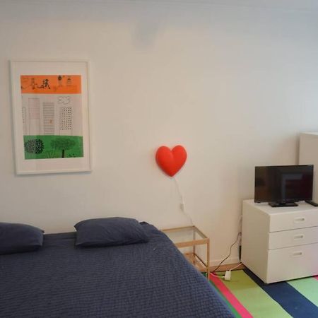 Apartamento Nice Studio In Marolles Bruselas Exterior foto