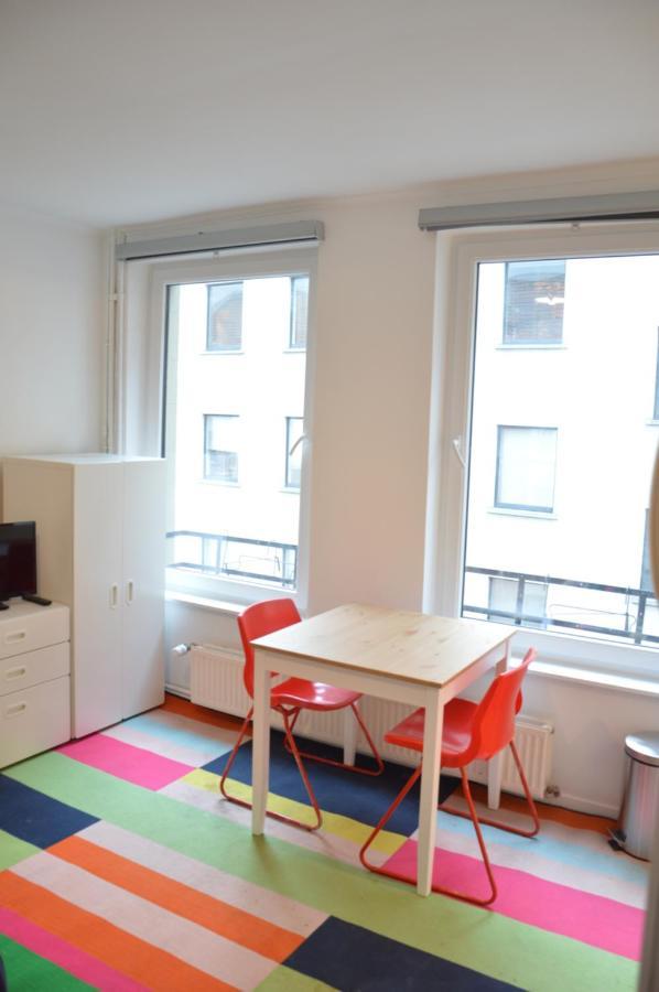 Apartamento Nice Studio In Marolles Bruselas Exterior foto